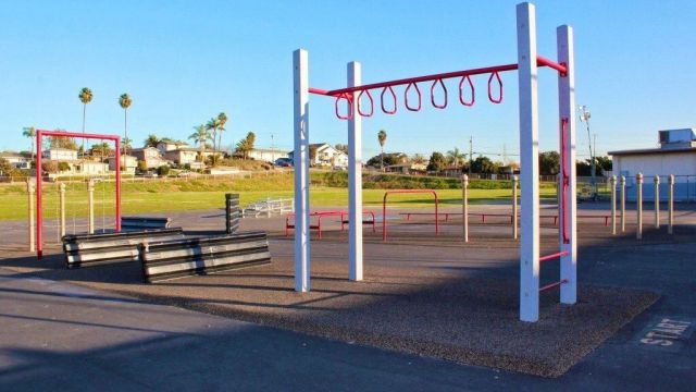 Castle Park Fitness Course 20