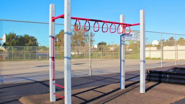 Castle Park Fitness Course 29